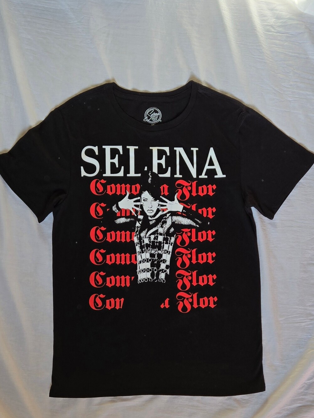 Official Selena “Como La Flor” Graphic Tee Black Size Medium